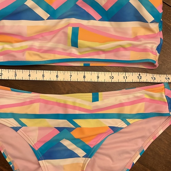 Abstract pattern bikini - Picture 6 of 6